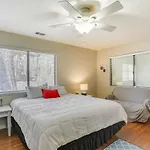 Oakhurst Vacation Rental Near Hiking And Bass Lake!